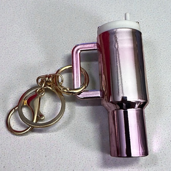 Accessories - Iridescent Tumbler Bag Charm/Keychain